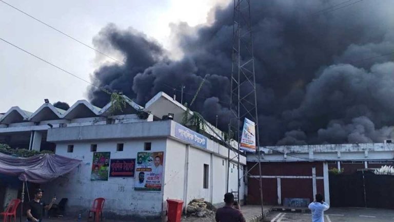 sahjalal-airport-fire-181025-02-1760779462